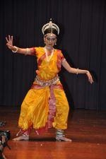 Giaa Singh rehearses Odissi dance in Mumbai on 3rd Oct 2013 (17).JPG